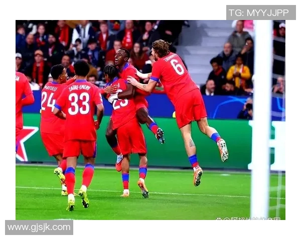 欧冠激战曼联大胜那不勒斯六球狂潮数据解析引爆全场热情