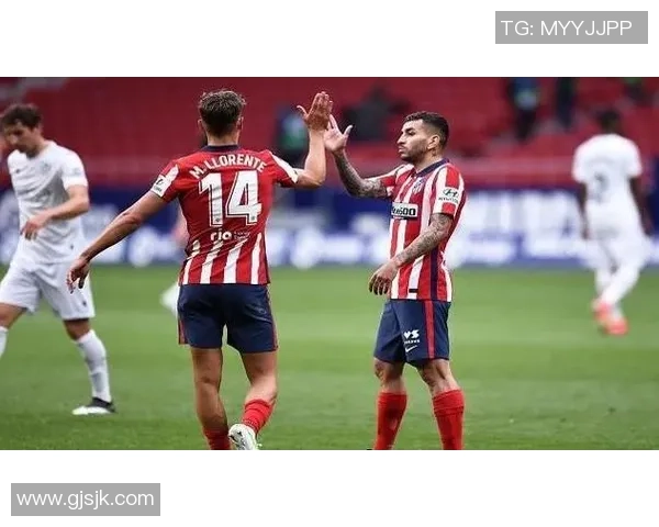 AC米兰逆转皇马夺冠红牌争议引发全场热议与激情