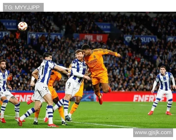 欧联杯精彩对决拜仁与曼城战成平局绝杀瞬间震撼全场数据分析揭秘