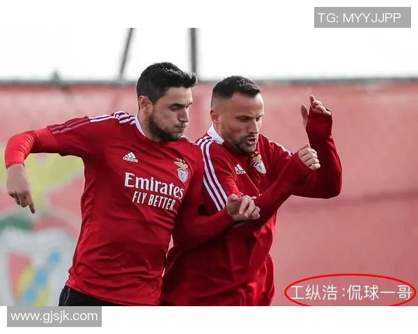 热刺狂胜本菲卡五球大捷红牌事件引发全场热议与十大精彩进球回顾