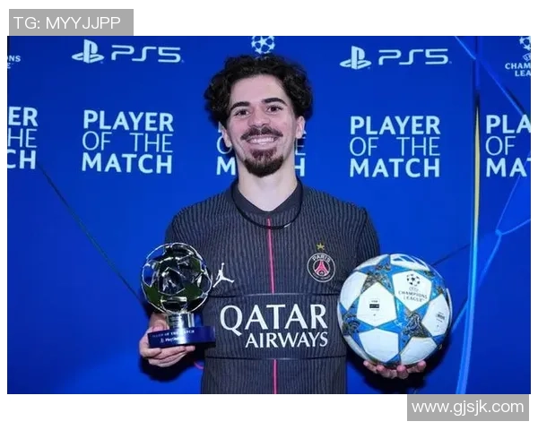 足总杯精彩对决多特蒙德与巴黎圣日耳曼战成平局帽子戏法引发全场狂欢 足总杯精彩对决多特蒙德与巴黎圣日耳曼战成平局帽子戏法引发全场狂欢