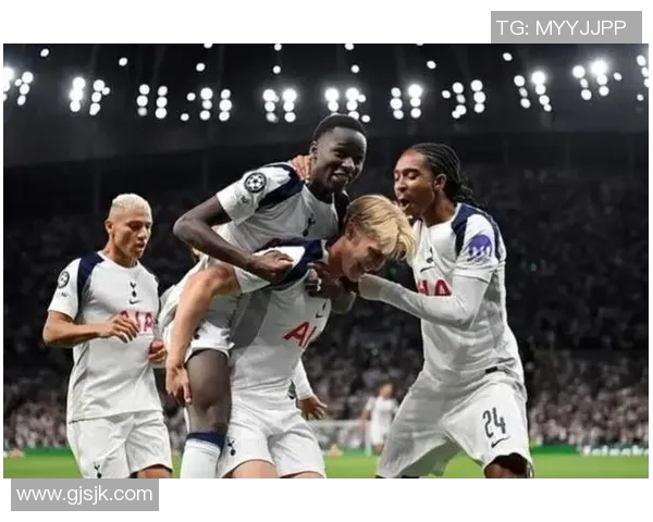 友谊赛激战收官多特蒙德与热刺互交白卷引发全场热议